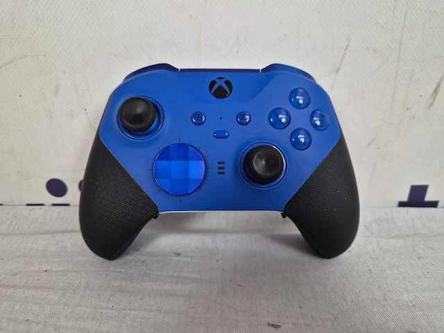 Xbox elite series 2 draadloze controller - core blauw - afbeelding 2 van  3