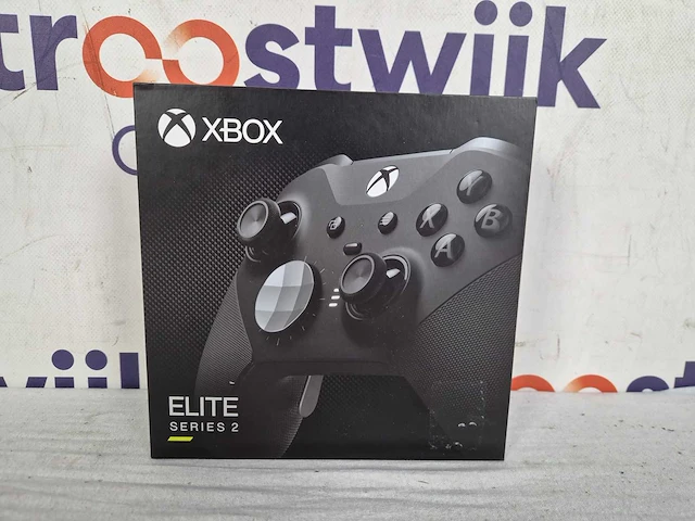 Xbox elite series 2 draadloze controller - zwart - xbox series x/s, xbox one & pc - afbeelding 2 van  2