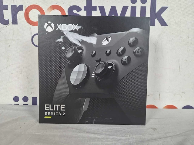 Xbox elite series 2 draadloze controller - zwart - xbox series x/s, xbox one & pc - afbeelding 2 van  2
