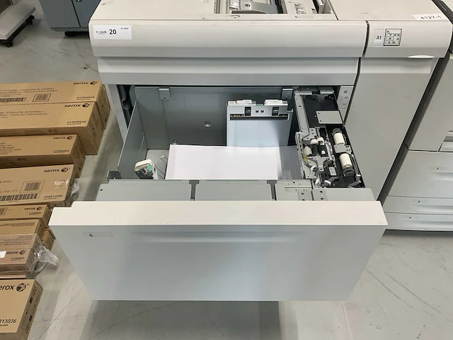 Xerox 4127 digitale drukpers (kleur) - afbeelding 25 van  29