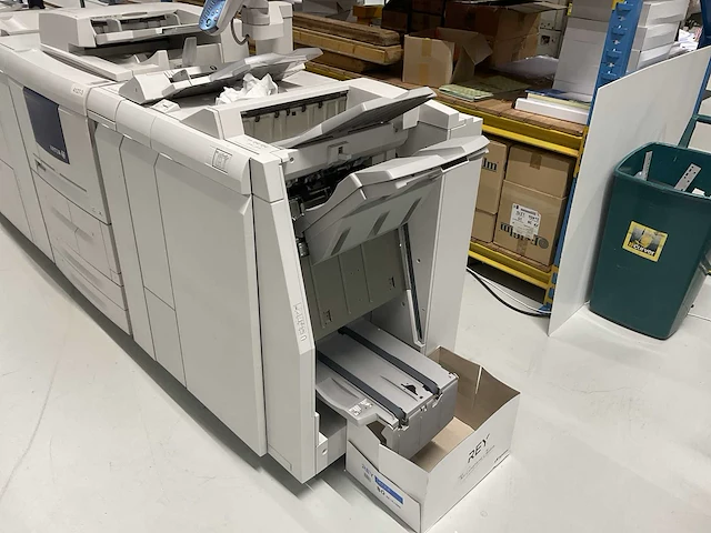 Xerox 4127 digitale drukpers (kleur) - afbeelding 6 van  18