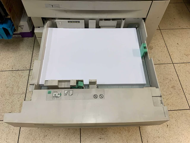 Xerox docucolor 242 kopieerapparaat met duplexmodule sfn-4 - afbeelding 10 van  26