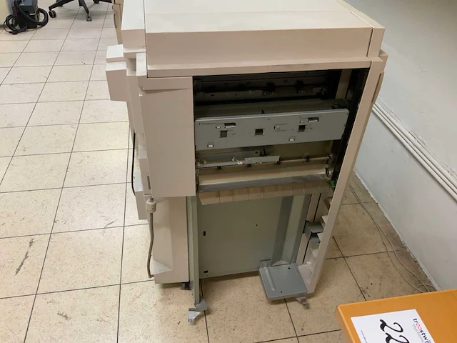 Xerox docucolor 242 kopieerapparaat met duplexmodule sfn-4 - afbeelding 17 van  26