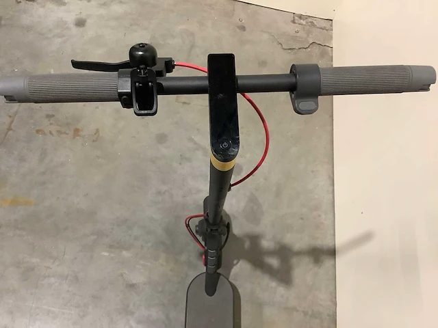 Xiaomi 4 elektrische step - afbeelding 3 van  5