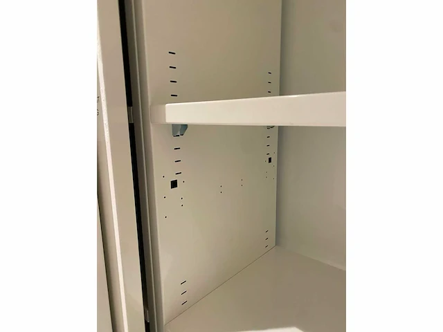 Xl hoge akoestische stalen schuifdeurkast - afbeelding 11 van  17