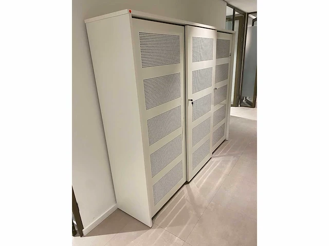 Xl hoge akoestische stalen schuifdeurkast - afbeelding 4 van  17