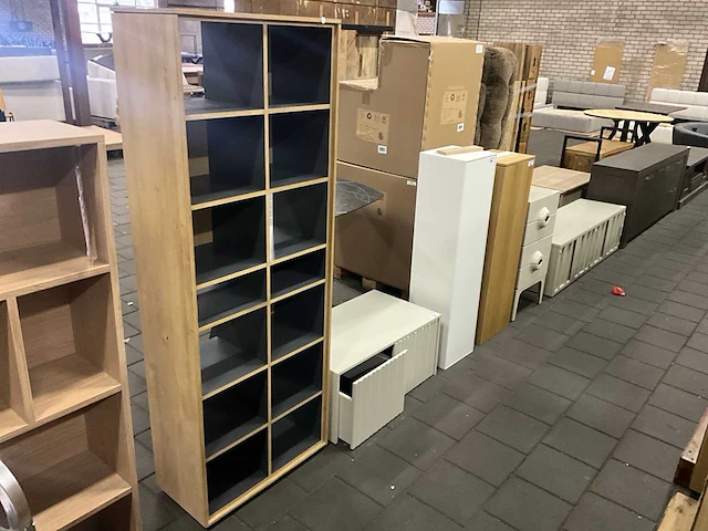 Xoon boekenkast - afbeelding 1 van  6