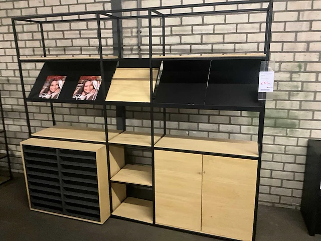 Xoon displaykast - afbeelding 3 van  9