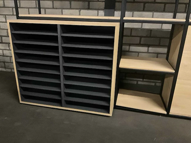 Xoon displaykast - afbeelding 9 van  9