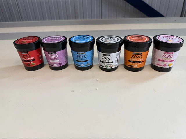 Xoxo bodyscrub (550x) - afbeelding 1 van  8