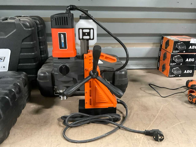 Xp tools dr502m kernboormachine - afbeelding 1 van  7
