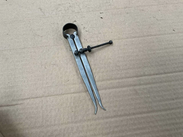 Xptools 6” spring calliper inside(5x) - afbeelding 1 van  3