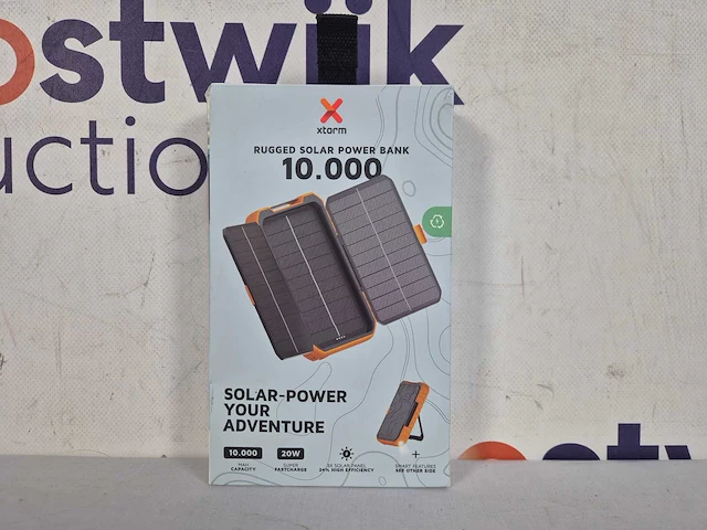 Xtorm powerbank zonneenergie - 10000 mah - geschikt voor iphone/samsung - inclusief usb-c kabel - usb-c en usb-a - 20w - afbeelding 2 van  2