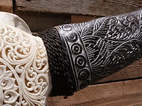 Xxl hand gegraveerde buffalo schedel, 2024 - afbeelding 6 van  9