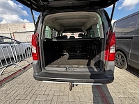 Xxxx - afbeelding 25 van  34