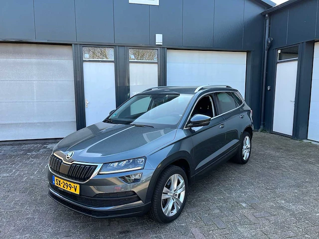 Xxxxskoda karoq 1.0 tsi style bus , sx-299-v - afbeelding 1 van  23