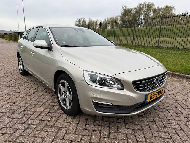Xxxxvolvo v60 2.0 d2 nordic+ , rb-310-z - afbeelding 9 van  16