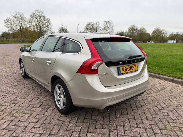 Xxxxvolvo v60 2.0 d2 nordic+ , rb-310-z - afbeelding 10 van  16