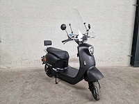 Yadea - elektrische bromscooter - m6l - 45km uitvoering fpj66k - afbeelding 5 van  9