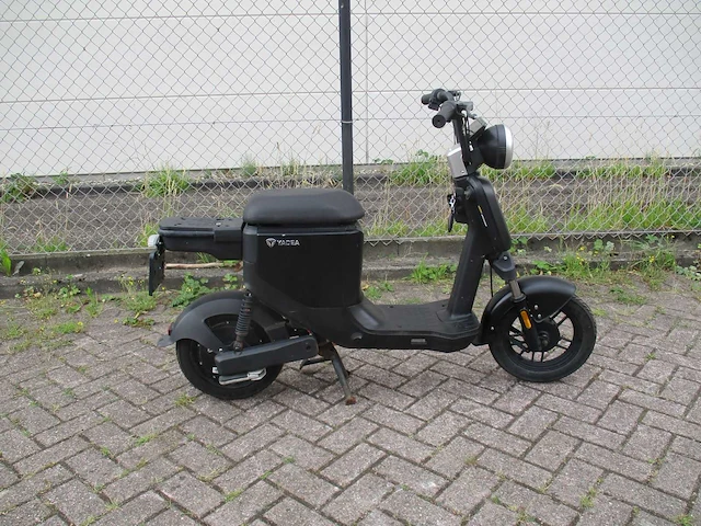 Yadea - snorscooter - u3 - e-scooter - afbeelding 9 van  12