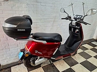 Yadea g5 25 km elektrische snorscooter - afbeelding 5 van  7