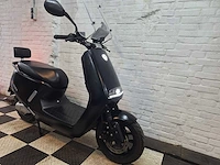 Yadea g5 45 km elektrische bromscooter - afbeelding 5 van  7