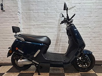 Yadea g5 45 km elektrische bromscooter - afbeelding 6 van  7