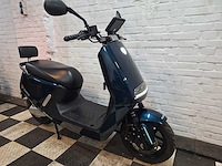 Yadea g5 45 km elektrische bromscooter - afbeelding 7 van  7