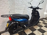 Yadea t9l 45 km elektrische bromscooter - afbeelding 5 van  8