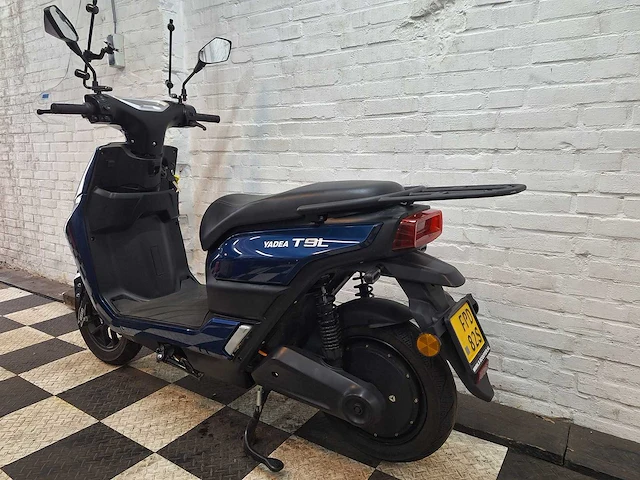 Yadea t9l 45 km elektrische bromscooter - afbeelding 3 van  8