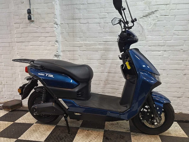 Yadea t9l 45 km elektrische bromscooter - afbeelding 5 van  8