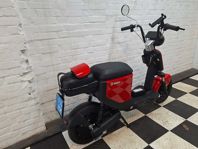 Yadea u3 25 km elektrische snorscooter - afbeelding 6 van  7