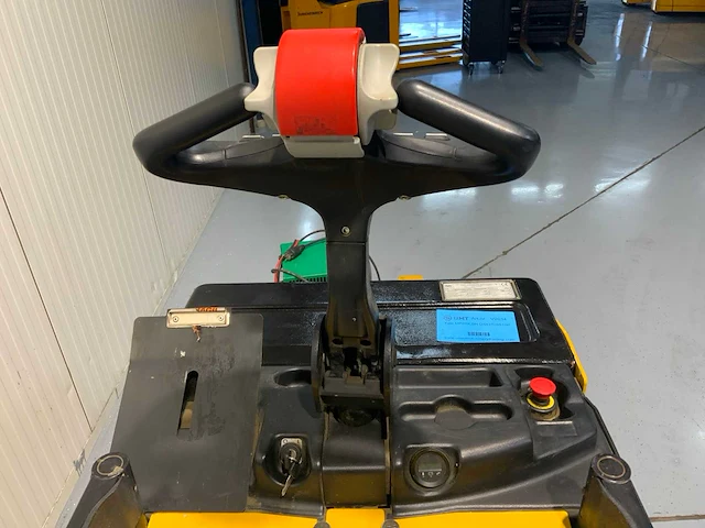 Yale - mp20x - elektrische meerij palletwagen, acculader - afbeelding 2 van  18