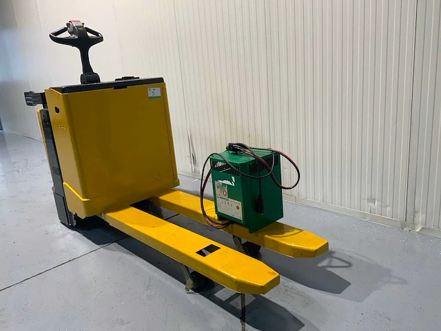Yale - mp20x - elektrische meerij palletwagen, acculader - afbeelding 17 van  18