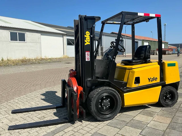 Yale gdp 30 vorkheftruck - afbeelding 1 van  16
