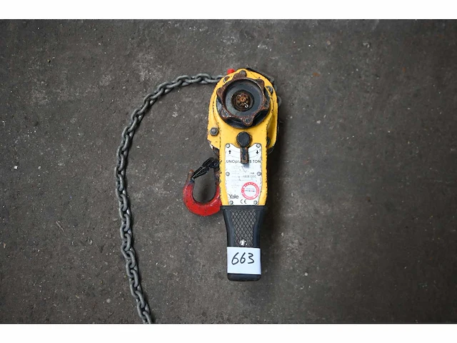 Yale uno plus 0,75t kettingtakel - afbeelding 1 van  3