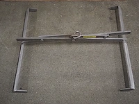 Yale - afbeelding 2 van  11