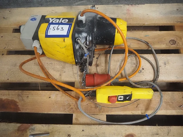 Yale - afbeelding 7 van  11