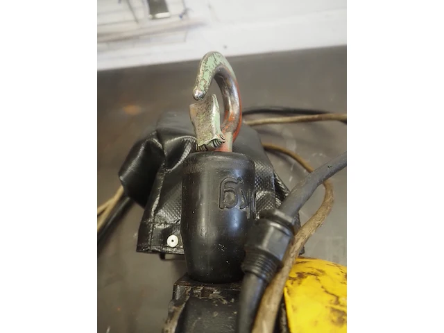 Yale - afbeelding 3 van  7