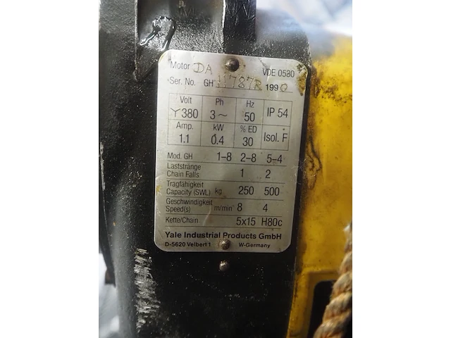 Yale - afbeelding 7 van  7