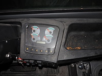 Yale - afbeelding 7 van  19