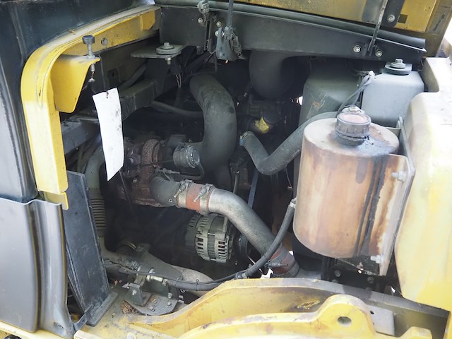 Yale - afbeelding 14 van  31