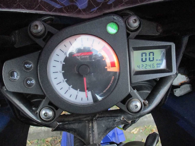 Yamaha - bromfiets - tzr 50x (2 tact) - brommer - afbeelding 7 van  15