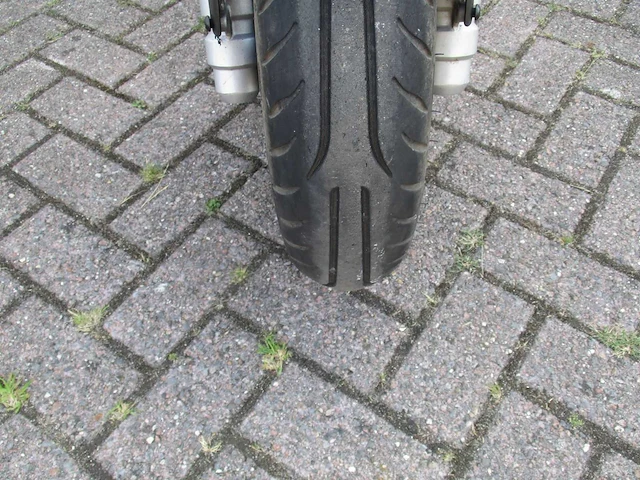 Yamaha - bromscooter - aerox r sport technology injectie - scooter - afbeelding 6 van  11