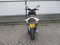 Yamaha - bromscooter - aerox r sport technology injectie - scooter - afbeelding 10 van  11