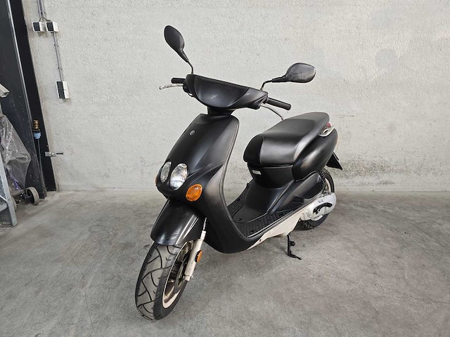 Yamaha - bromscooter - neo's - 2t 45km uitvoering 36dlf8 - afbeelding 3 van  7