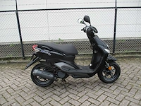 Yamaha - bromscooter - neo's 4 - scooter - afbeelding 8 van  11