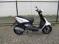 Yamaha - bromscooter - neo's 4 injectie - scooter - afbeelding 8 van  11