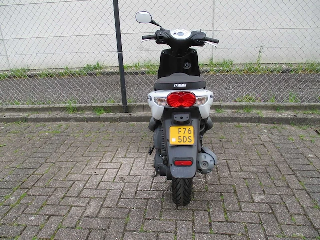 Yamaha - bromscooter - neo's 4 injectie - scooter - afbeelding 10 van  11