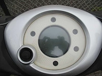 Yamaha - bromscooter - neo's 4 injectie - scooter - afbeelding 3 van  11